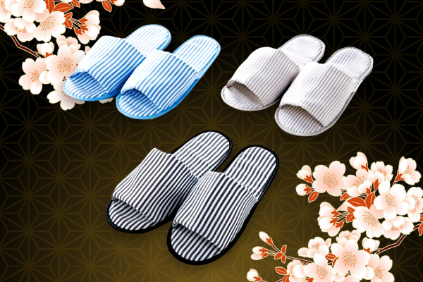 Image:3 pairs of slippers